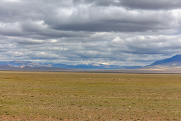 Obraz premium Altai, Altay Mountains, are a mountain range in Central and East Asia, where Russia, China, Mongolia, and Kazakhstan come together, and where the rivers Ob and Irtysh have their headwaters.