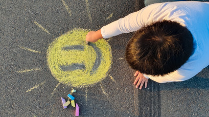 Chalk, chalks, chalk drawing, kid drawing, kid art, preschool art, kindergarten art preschool activity, elementary school, school activity, sun, smile, smiley face, child drawing 