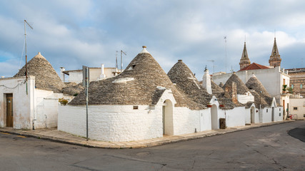 Alberobello - kraina domków trulli na liście UNESCO © Michal45