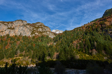 Fototapeta na wymiar the pyrenees mountains
