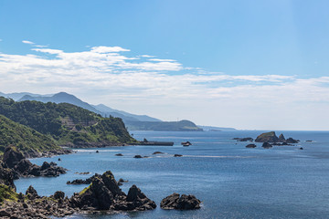 鵜島から見た外海府海岸