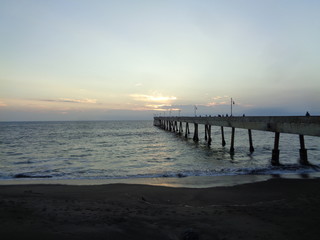 Fototapeta premium sunset at the pier