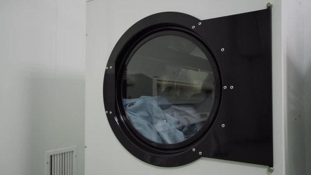Work uniform sterilizer sterilizing clothes in medical factory medical industry