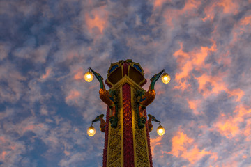 Fototapeta premium Wat Mahathat Wachiramongkol Former name (Wat Bang Tong) is located Krabi,The environment is rubber plantation. And oil palm plantation, a towering pagoda is beautiful, tourists are always watching.