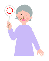 マル印の札を持ったおばあちゃんの上半身ベクターイラスト