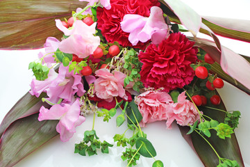 花束　カーネーション　スイートピー