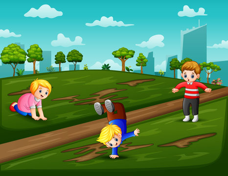 Cartoon the children playing on the field
