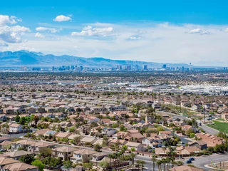 Gordijnen High angle view of the Las Vegas strip skyline and cityscape © Kit Leong