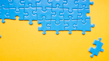 Obraz premium abstract blue puzzle background