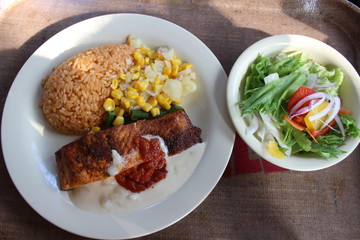 チキン
ランチ