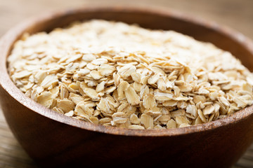 bowl of oatmeal flakes