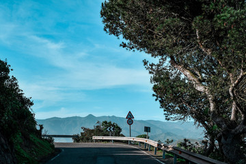 High mountain road with speed limit of 20