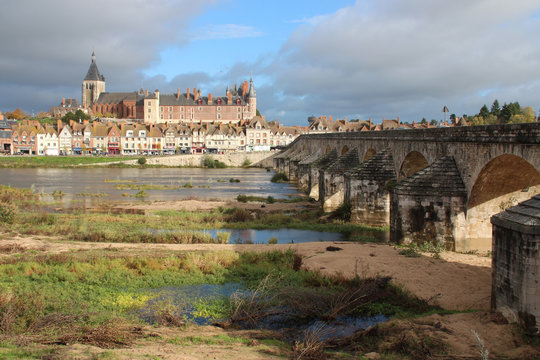 bridge and river loire in gien (france)