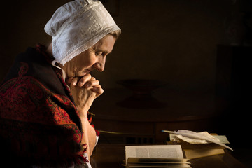 Praying woman Dutch Master style