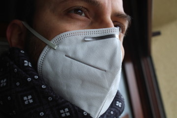 Mascherina protettiva - difendiamoci dai virus
