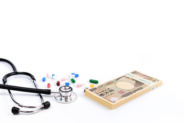 医療イメージ　札束