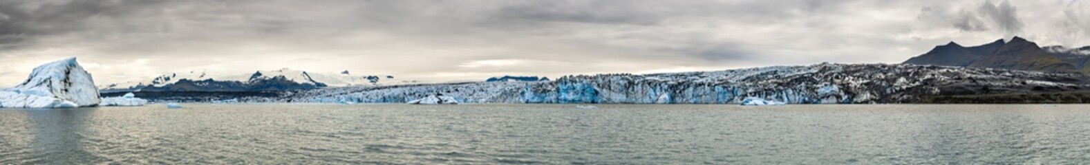 Panorama shot from the Jokulsarlon Glacier Lagoon (Iceland)