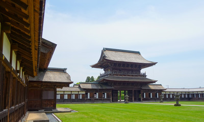 国宝　高岡山瑞龍寺（富山・高岡）