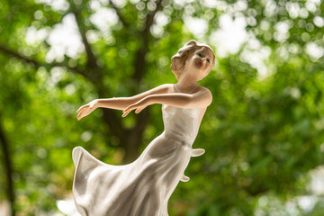 porcelain of woman dancing