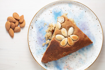 Turkish Perde Pilavi / Drape pilaf with chicken, almond and raisin