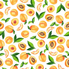 Obraz premium Seamless pattern with fresh apricots and green leaves on white background. Hand drawn watercolor illustration.