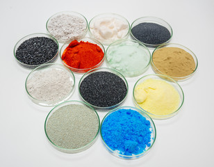 Dry bulk chemical elements