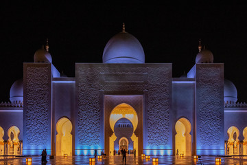 Inner courtyard of Sheikh Zayed Grand Mosque, minaret of the largest mosque in the United Arab Emirates and the eighth largest mosque in the world.
