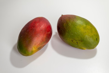 MANGO FRUTA TROPICAL 