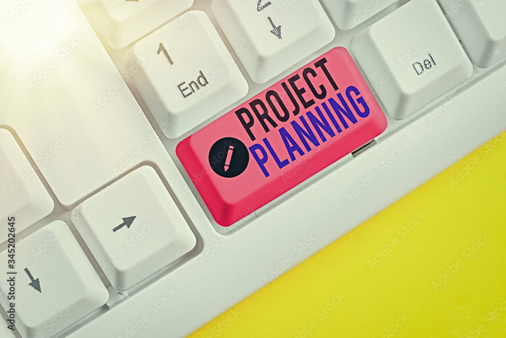 Aufkleber writing note showing project planning. business concept for schedules such as gantt charts to plan r