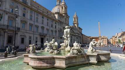 Fototapeta na wymiar fountain in piazza navona rome