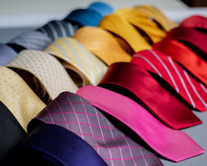 lote de corbatas de varios colores