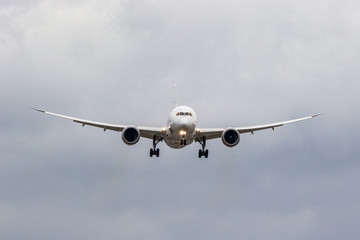 BOEING787-8