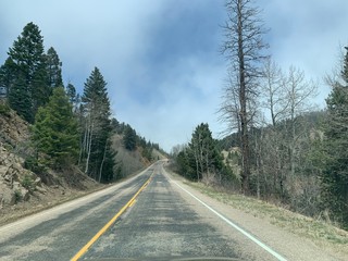 Naklejka premium road in the mountains
