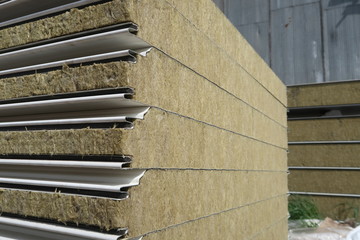 Sandwich panels mounted on the building wall