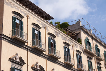 Obraz premium Neopolitan apartment building