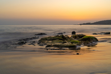 Steine im Meer