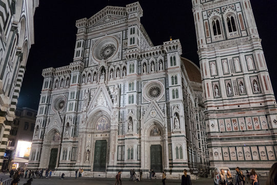 Night photo of Cathedral of Santa Maria del Fiore in Florence