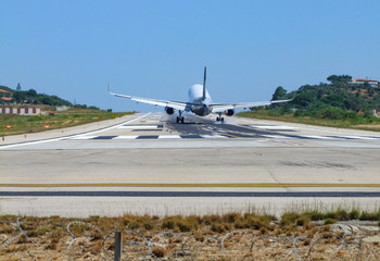 Fototapeta na wymiar Skiathos International Airport