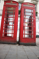 Obraz premium red telephone box in london