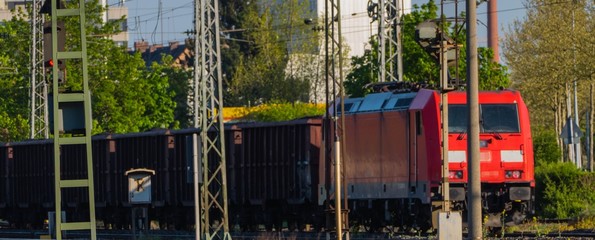 Panorama Fahrender Güterzug 