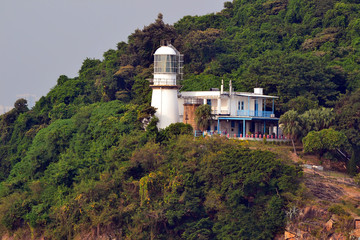 Fototapeta na wymiar historical lighthouse located on the Asian side