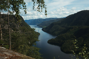 Fototapeta na wymiar view of a large mountain river in norway