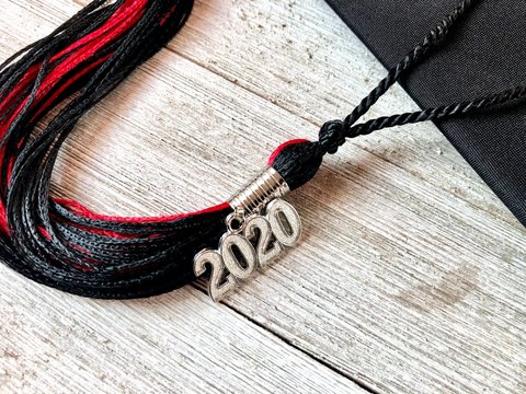 2020 Graduate’s Cap And Tassel