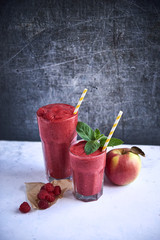 Strawberry smoothies with apple