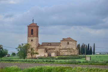 Fototapeta na wymiar Old abandoned church in Caudilla, province of Toledo. Spain