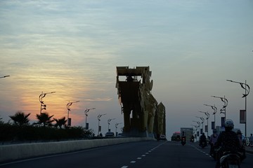 famous dragon bridge in da nang