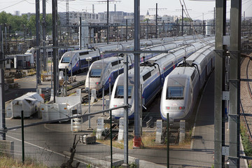Gare de tri  des trains et réseau férrovière