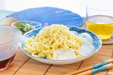 ざるラーメン