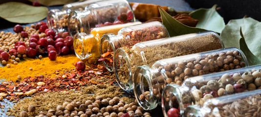 Rolgordijnen Spices © images and videos
