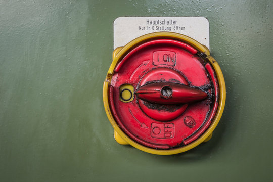 mains switch of an old machine